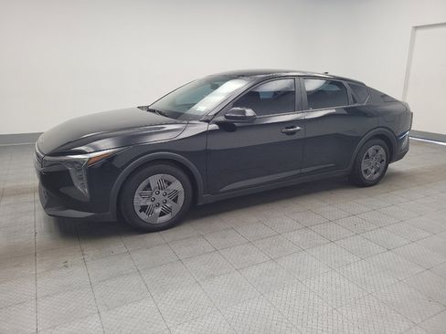 Used 2025 Kia K4 FWD image 2