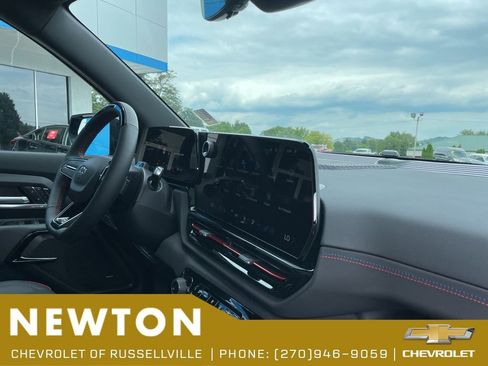 New 2024 Chevrolet Silverado EV RST AWD/4WD image 55