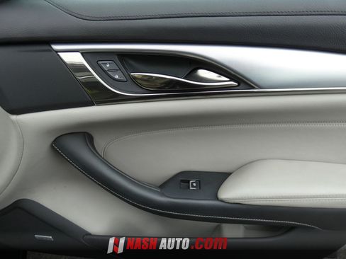 Used 2018 Cadillac CTS Luxury RWD image 32