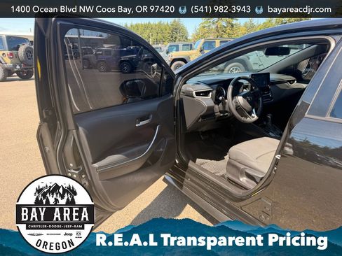 Used 2022 Toyota Corolla SE FWD image 24