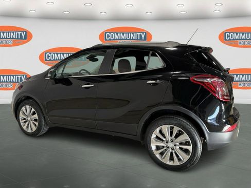 Used 2018 Buick Encore FWD image 4