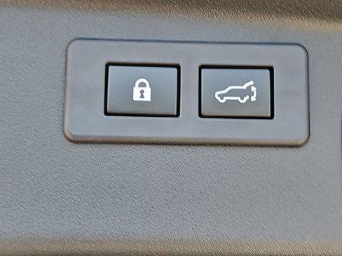 Certified 2026 Subaru Outback Premium AWD/4WD image 16