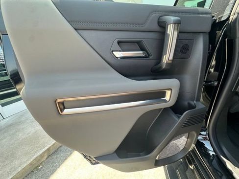 New 2025 GMC Hummer EV 2X AWD/4WD image 24