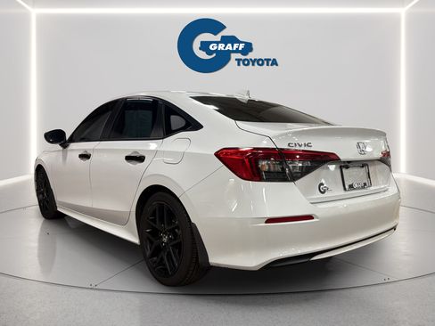 Used 2022 Honda Civic Sport image 10
