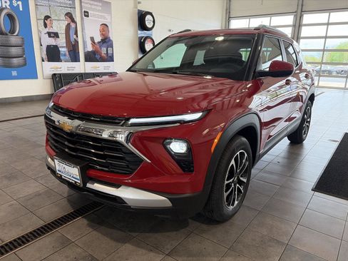 New 2026 Chevrolet TrailBlazer LT FWD image 9
