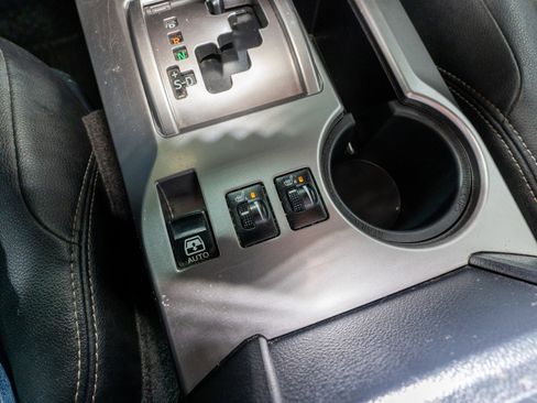 Used 2020 Toyota 4Runner SR5 Premium w/ Moonroof Package image 23