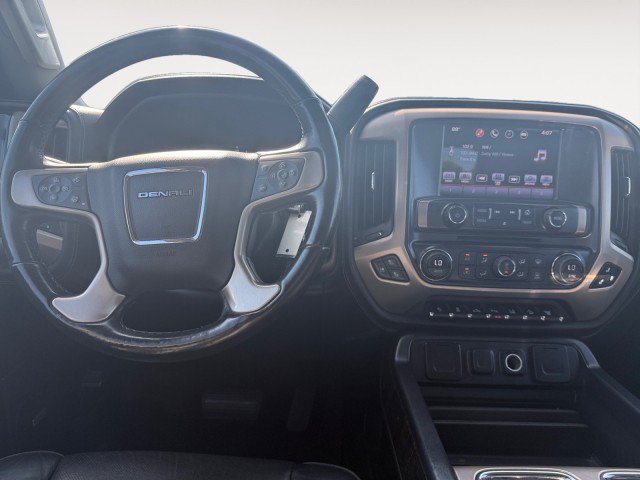 Used 2016 GMC Sierra 2500 Denali w/ Duramax Plus Package AWD/4WD image 10