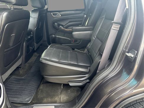Used 2016 GMC Yukon Denali RWD image 11