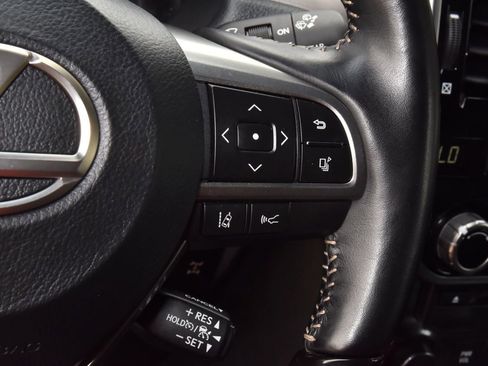 Used 2023 Lexus GX 460 Premium w/ Accessory Package AWD/4WD image 26
