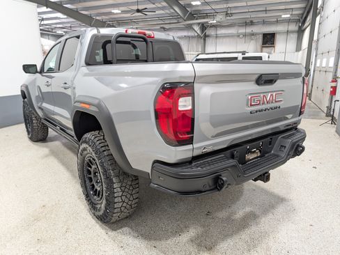 Used 2024 GMC Canyon AT4X w/ AT4X AEV Edition AWD/4WD image 5