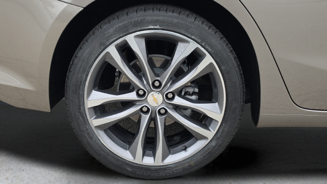 Used 2025 Chevrolet Malibu LT FWD image 40