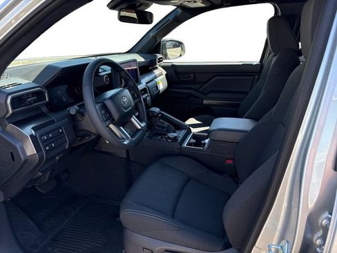 New 2026 Toyota 4Runner SR5 AWD/4WD image 12