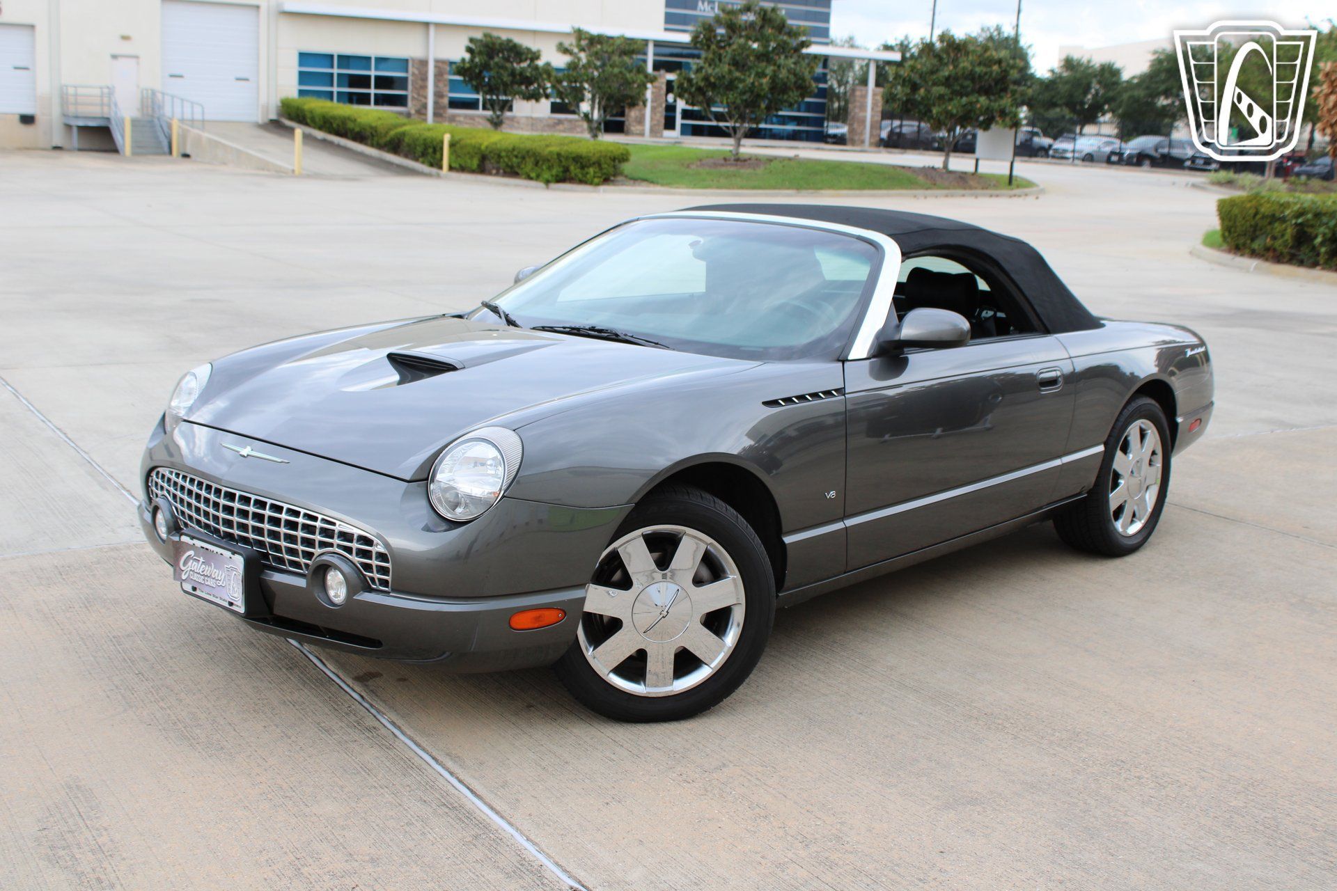 Used 2003 Ford Thunderbird RWD image 28