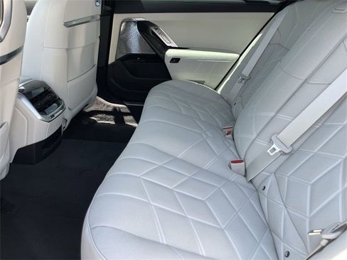 New 2025 BMW 740i image 17