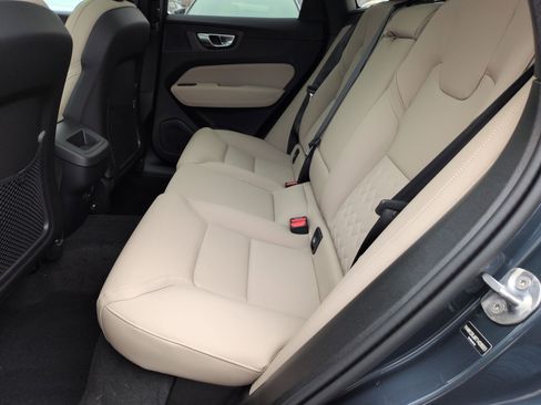 New 2026 Volvo XC60 B5 Core AWD/4WD image 15