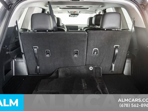 Used 2025 Kia Telluride S FWD image 19