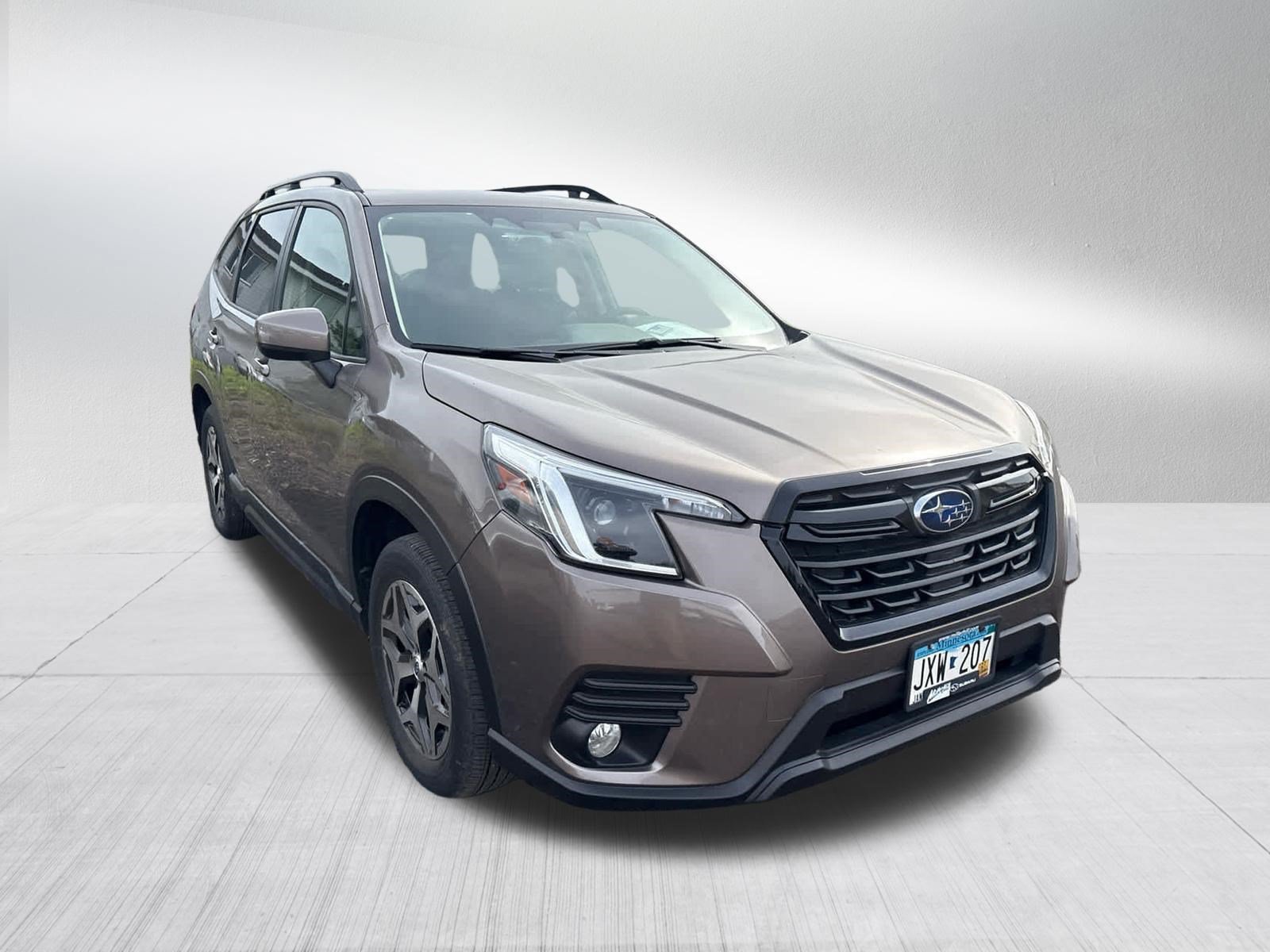 Used 2023 Subaru Forester Premium AWD/4WD image 5