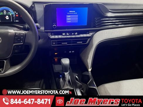 Used 2026 Toyota Camry LE w/ Convenience Package image 17