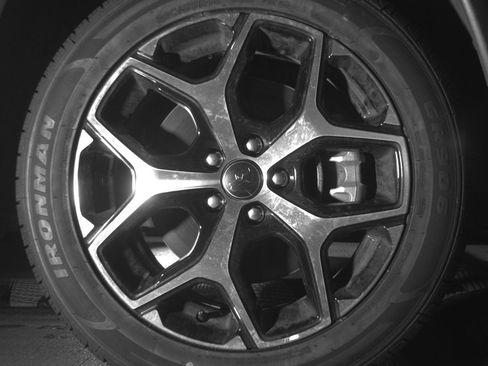 Used 2025 Jeep Compass Limited image 13