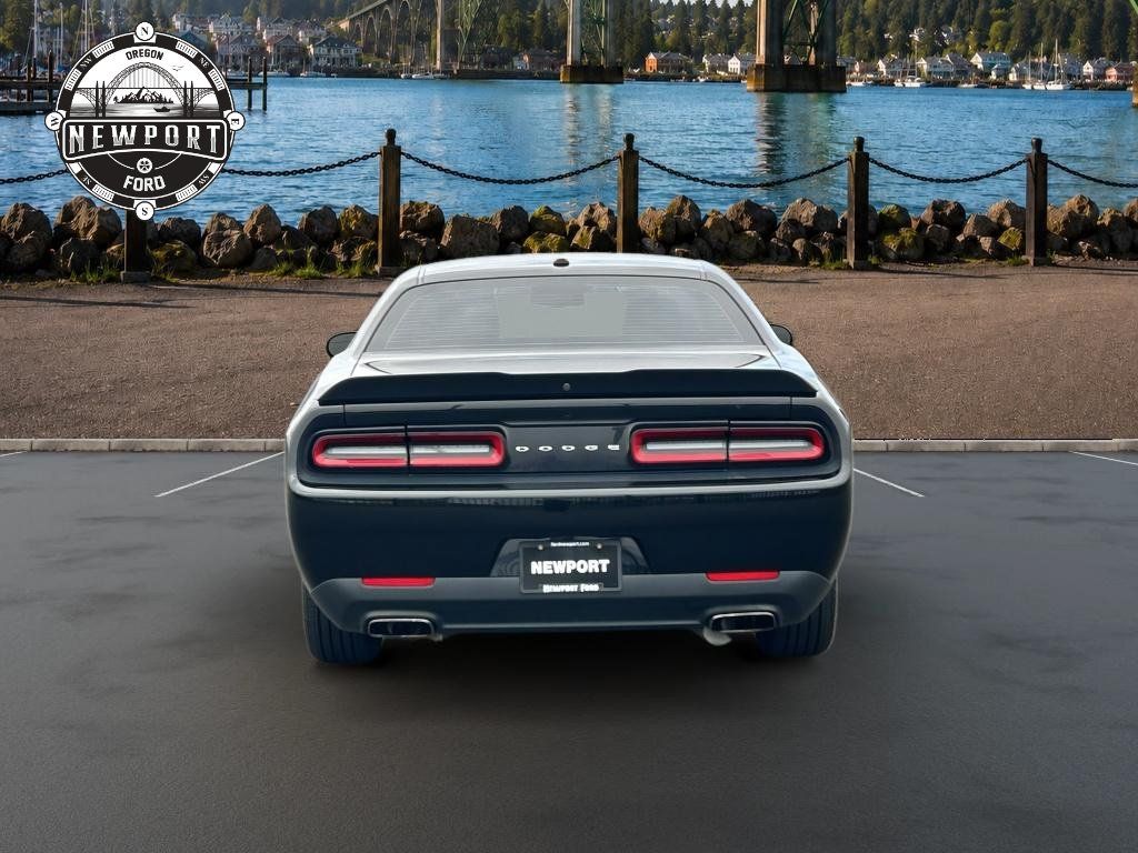 Used 2018 Dodge Challenger SXT w/ Blacktop Package RWD image 8