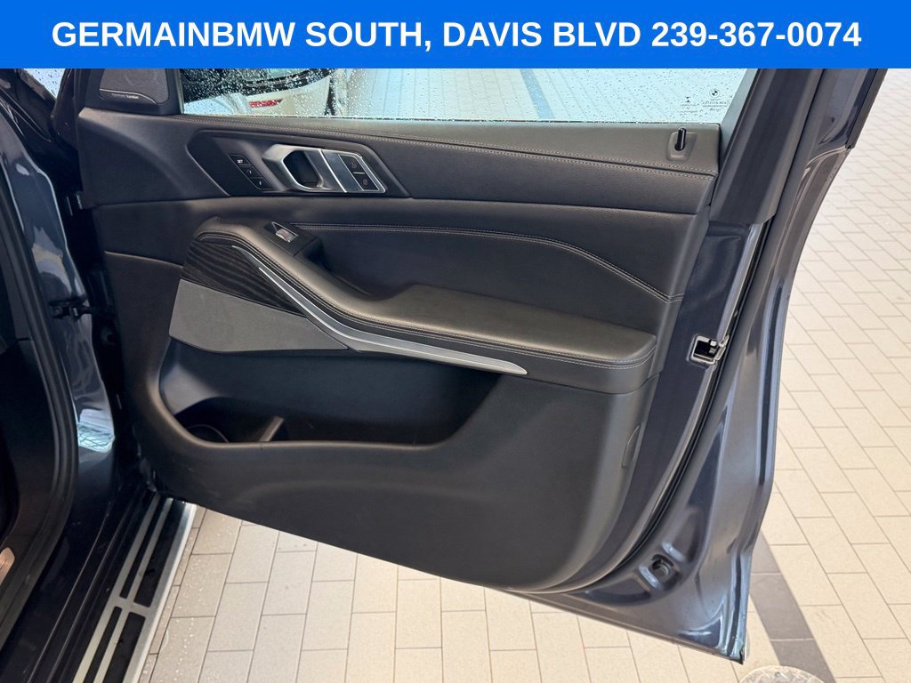 Used 2020 BMW X7 xDrive40i w/ Executive Package AWD/4WD image 19