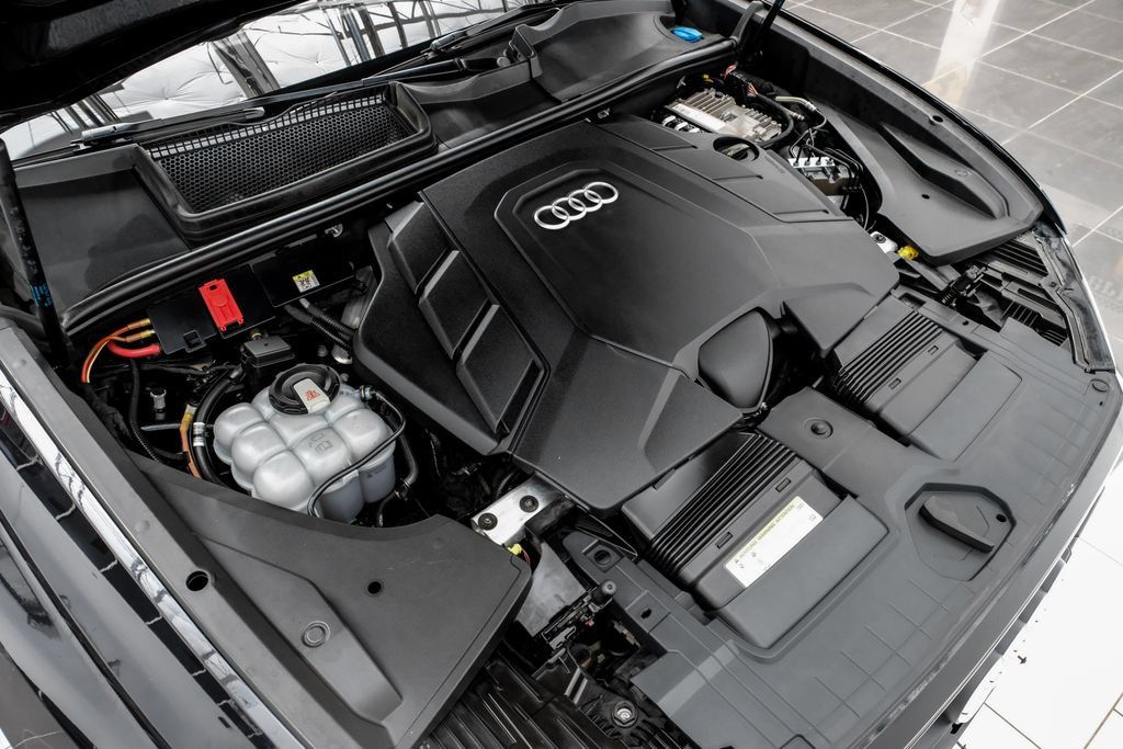 Used 2019 Audi Q8 Premium Plus AWD/4WD image 51