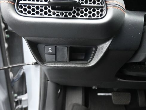 Used 2024 Honda HR-V Sport image 11