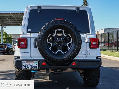 Used 2021 Jeep Wrangler Unlimited Rubicon 4xe w/ Cold Weather Group AWD/4WD image 5