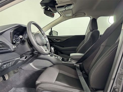 Certified 2025 Subaru Outback Premium image 4