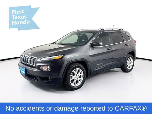Used 2016 Jeep Cherokee Latitude w/ Safety/Convenience Group image 3