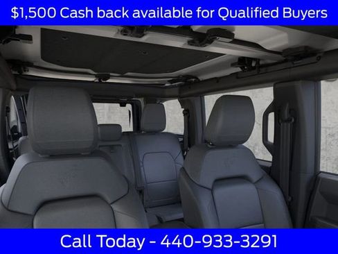 New 2025 Ford Bronco Badlands image 13