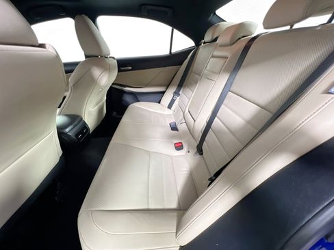 Used 2018 Lexus IS 300 F Sport w/ F Sport Package RWD image 29