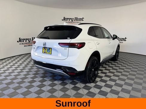 Used 2023 Buick Envision Essence w/ Technology Package I image 7