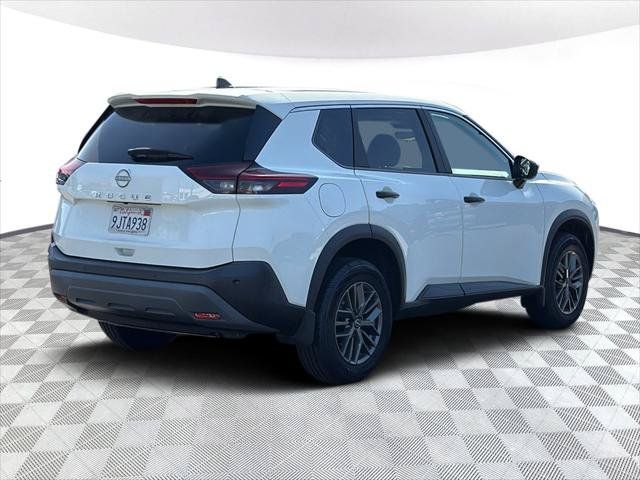 Used 2023 Nissan Rogue S FWD image 4