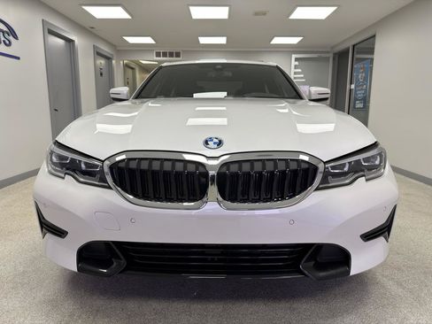 Used 2022 BMW 330e xDrive w/ Driving Assistance Package AWD/4WD image 6