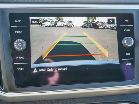 Used 2018 Volkswagen Atlas SE image 24