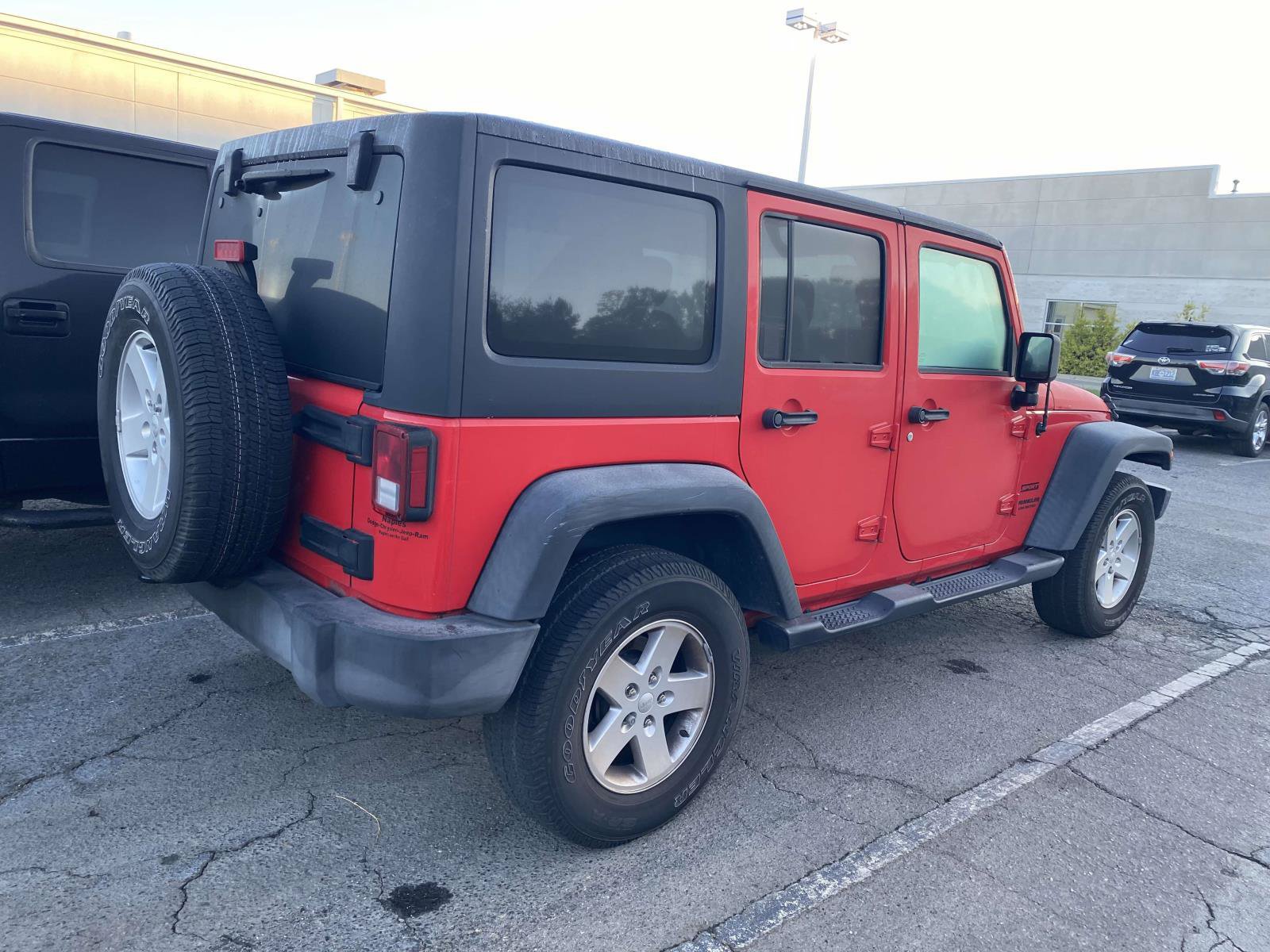 Used 2017 Jeep Wrangler Unlimited Sport w/ Quick Order Package 24S AWD/4WD image 7