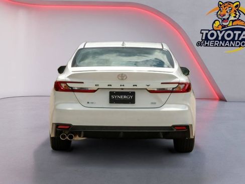 Used 2025 Toyota Camry SE w/ Multimedia Upgrade Package FWD image 6