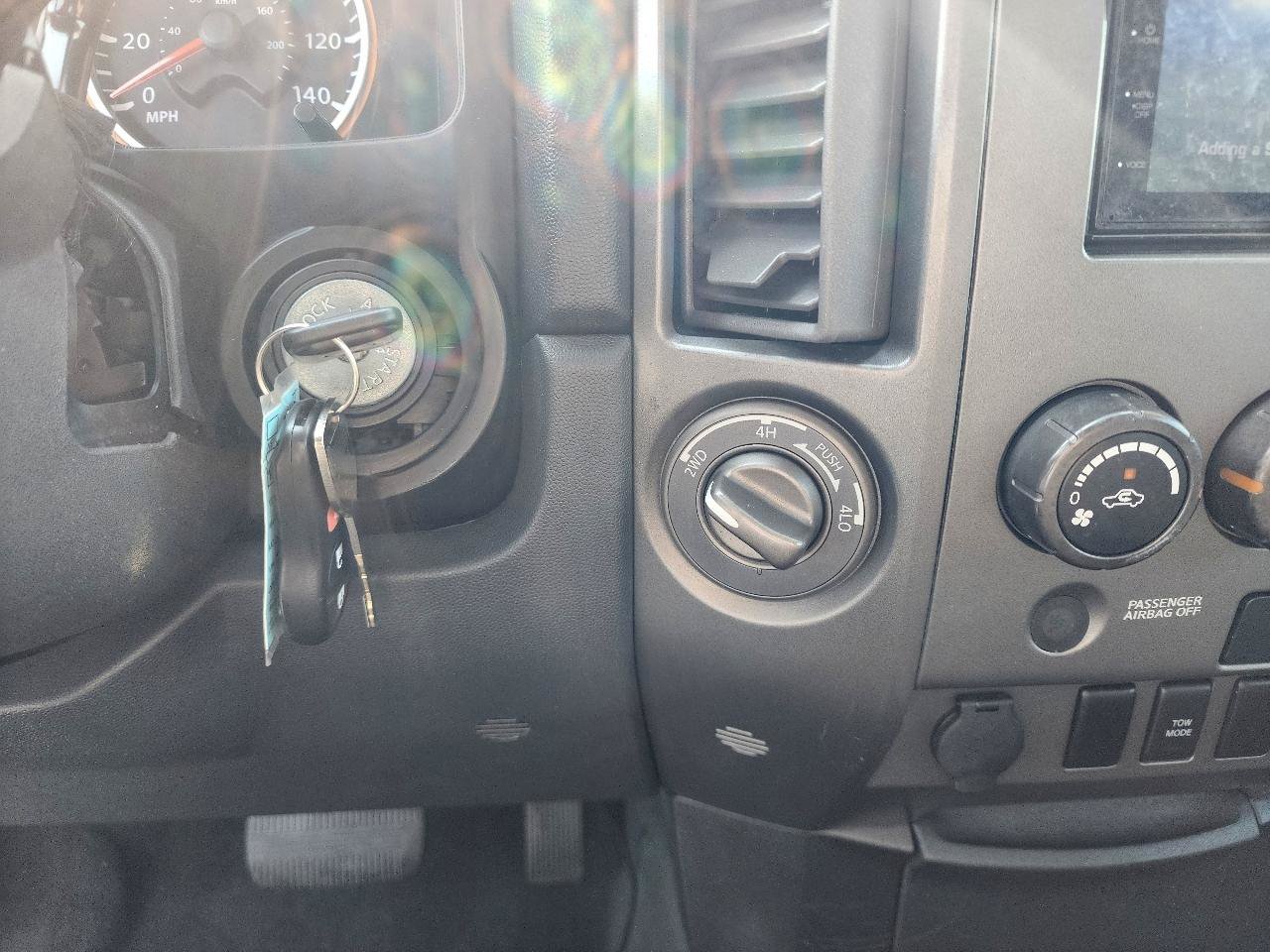 Used 2014 Nissan Titan S AWD/4WD image 17