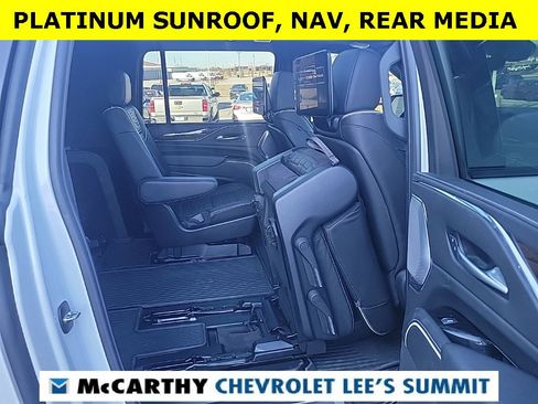 Used 2024 Cadillac Escalade ESV Sport Platinum w/ LPO, ONYX Package image 30