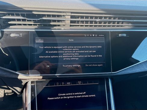 Used 2021 Audi Q8 Premium Plus image 12