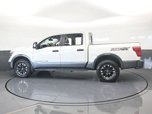 Used 2018 Nissan Titan PRO-4X w/ Pro-4x Convenience Package image 3