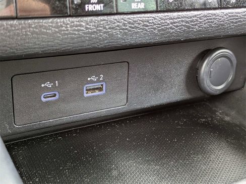 Used 2022 Mitsubishi Outlander ES image 21