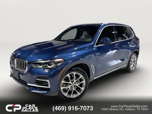Used 2022 BMW X5 sDrive40i w/ Premium Package RWD image 2