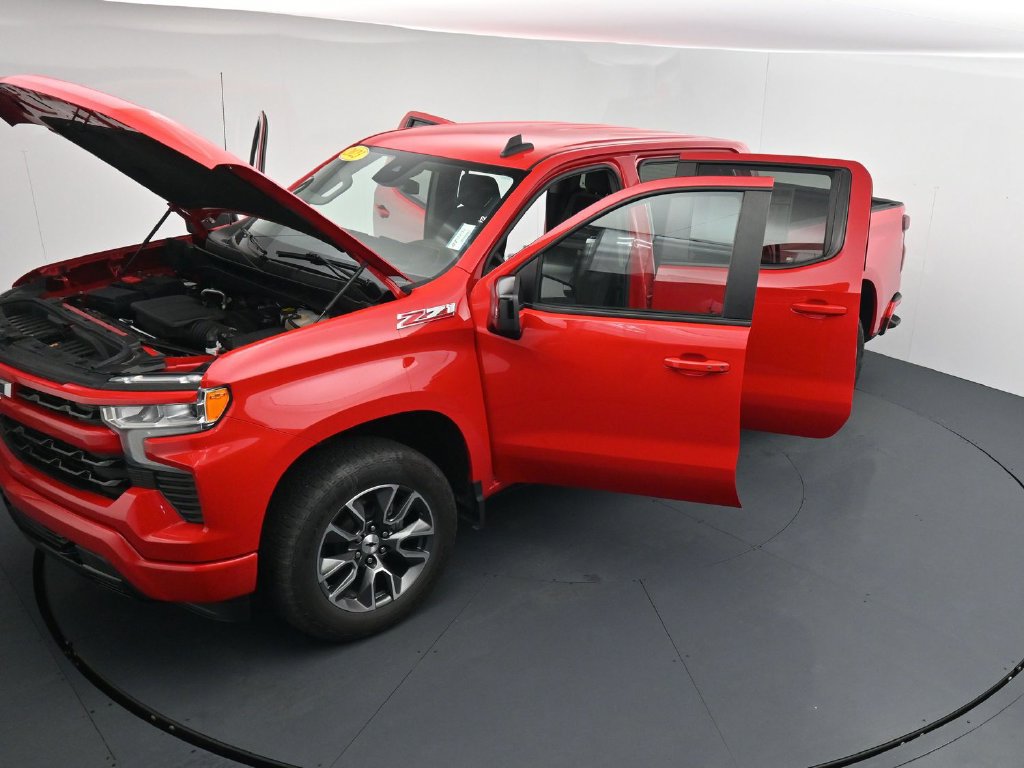 Used 2023 Chevrolet Silverado 1500 RST AWD/4WD image 44