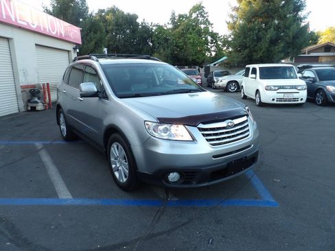 Used 2011 Subaru Tribeca Limited w/ PWR Moonroof Pkg AWD/4WD image 2