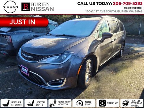 Used 2019 Chrysler Pacifica Touring-L image 1