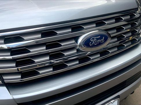Used 2020 Ford Expedition Limited image 31