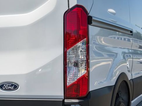 New 2026 Ford Transit 150 Low Roof RWD image 8