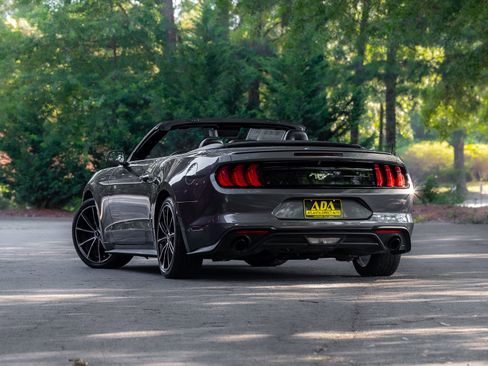 Used 2021 Ford Mustang Premium w/ Equipment Group 201A RWD image 4